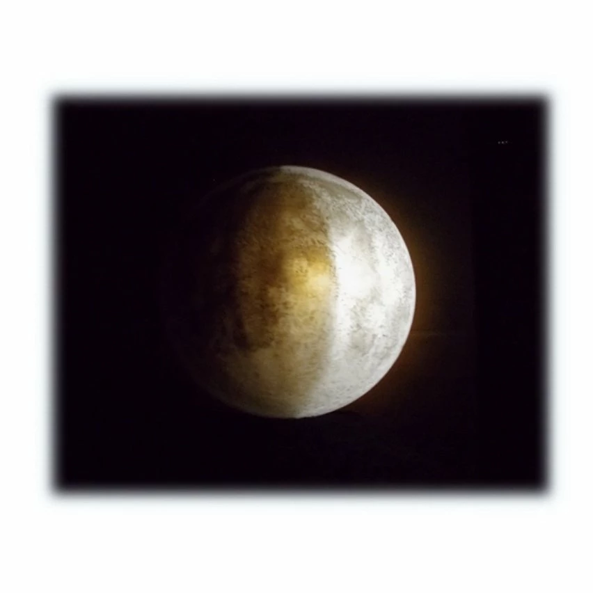 De gros đ Totalcadeau Lampe tĂ©lĂ©commandĂ©e apparence Lune đ â Image 4