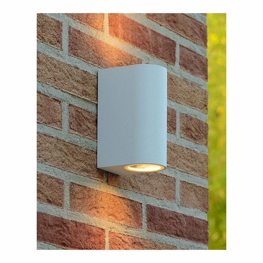 Budget ⌛ Lampea Spot mural extérieur arrondi 2 lampes LED dimmable Zora 😉